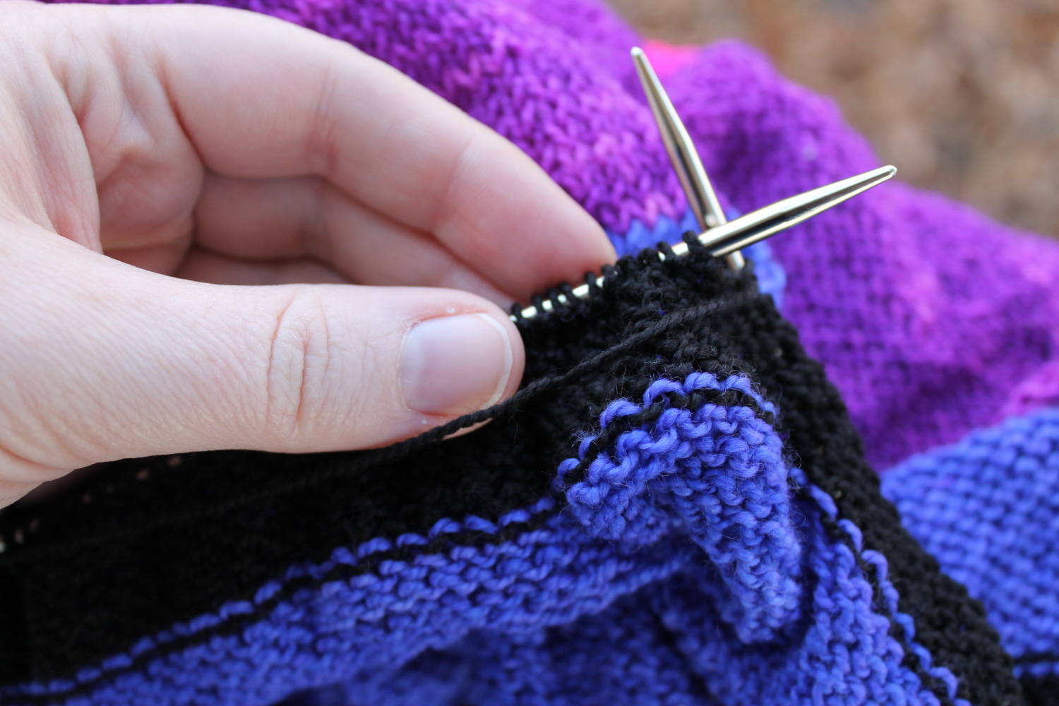 Knitting without looking at 
the stitches