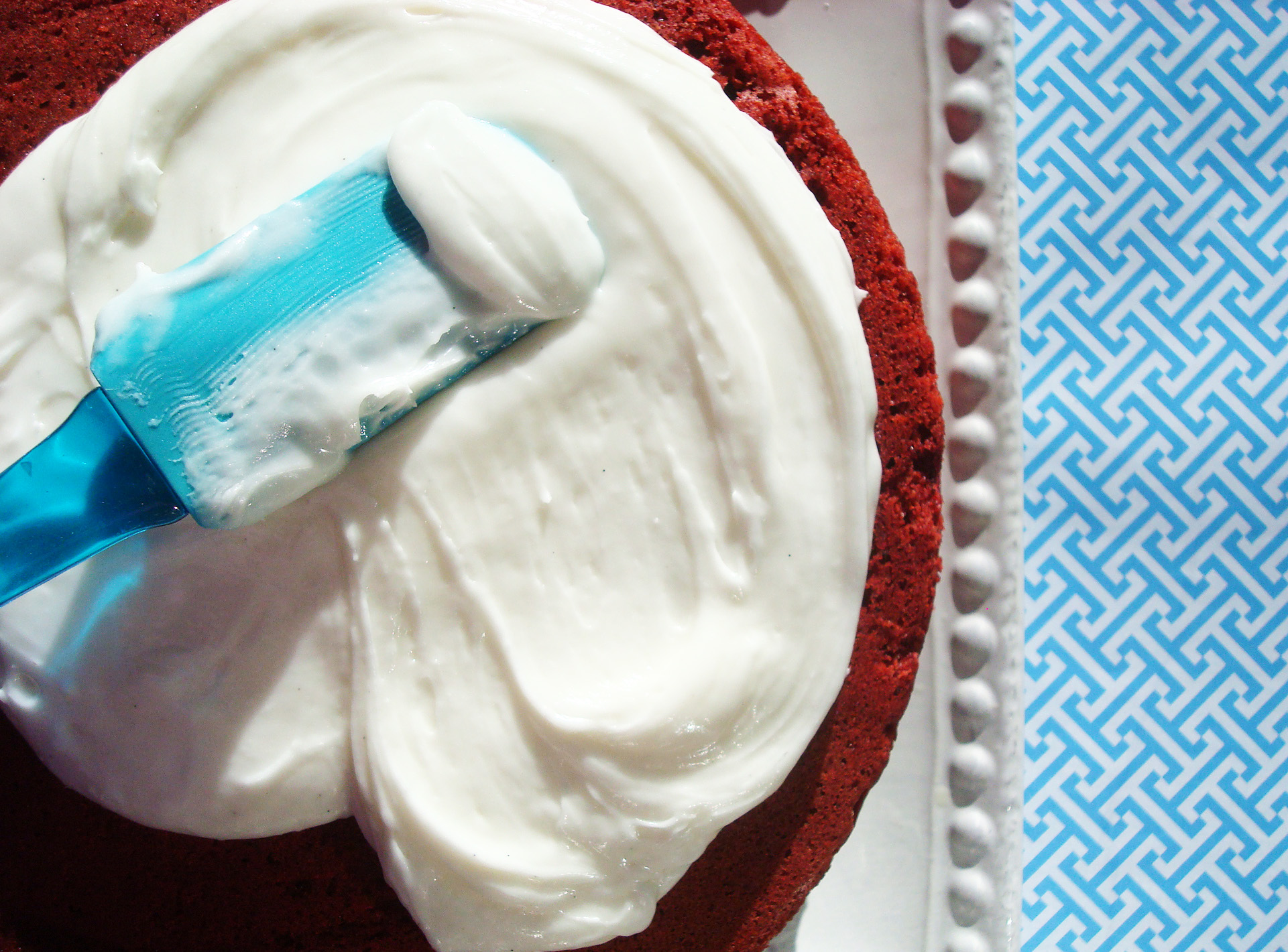 Greek yogurt cake frosting