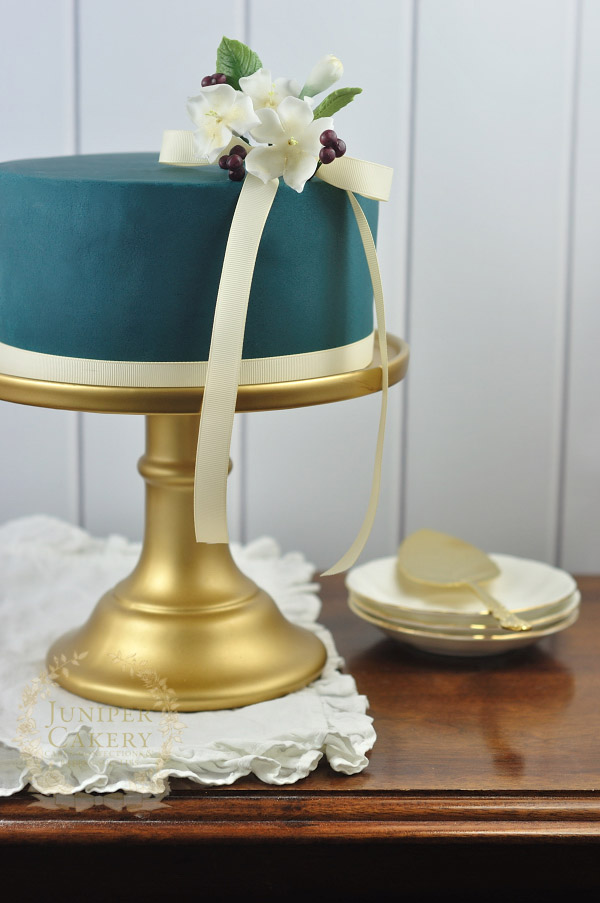 Find out how to cover a cake with fondant icing