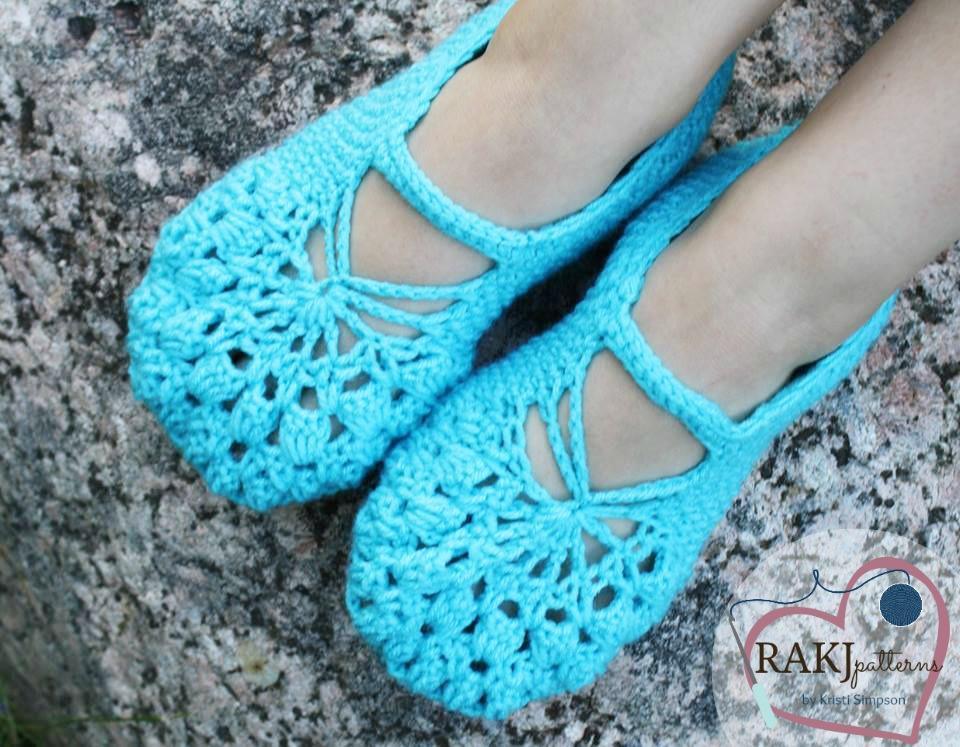 Brooke Slippers crochet pattern