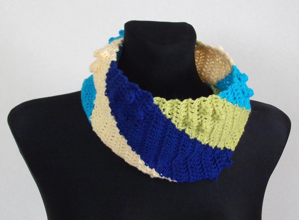Whirl Cowl crochet pattern