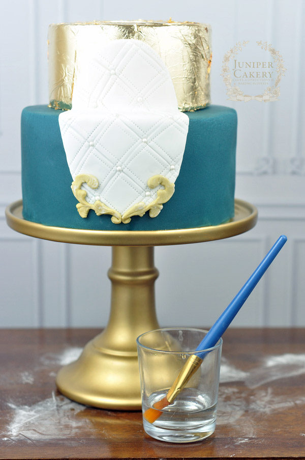 Create a gorgeous frame cake