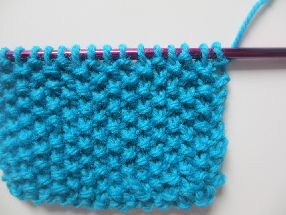 Seed stitch on knitting needles