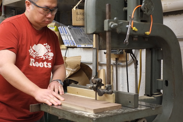 Cutting thin walnut strip at the bandsaw