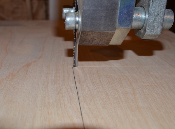 draw a line from front of blade to side of jig