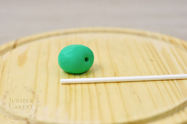 How make fake fondant lollipops by Juniper Cakery