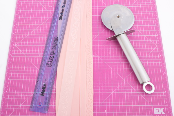 Step 12 craft embossing border