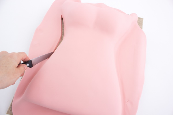 Step8 cutting fondant
