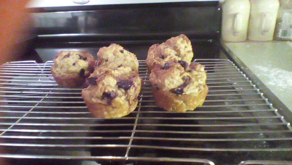 Muffins made with applesauce