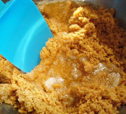 Cookie crumbs
