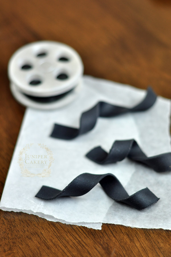 Fondant film reel tutorial by Juniper Cakery