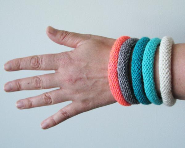 Easy Knitted Bangle pattern