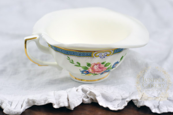 Photo tutorial on how to make a gum paste teacup for cakes and cupcakes