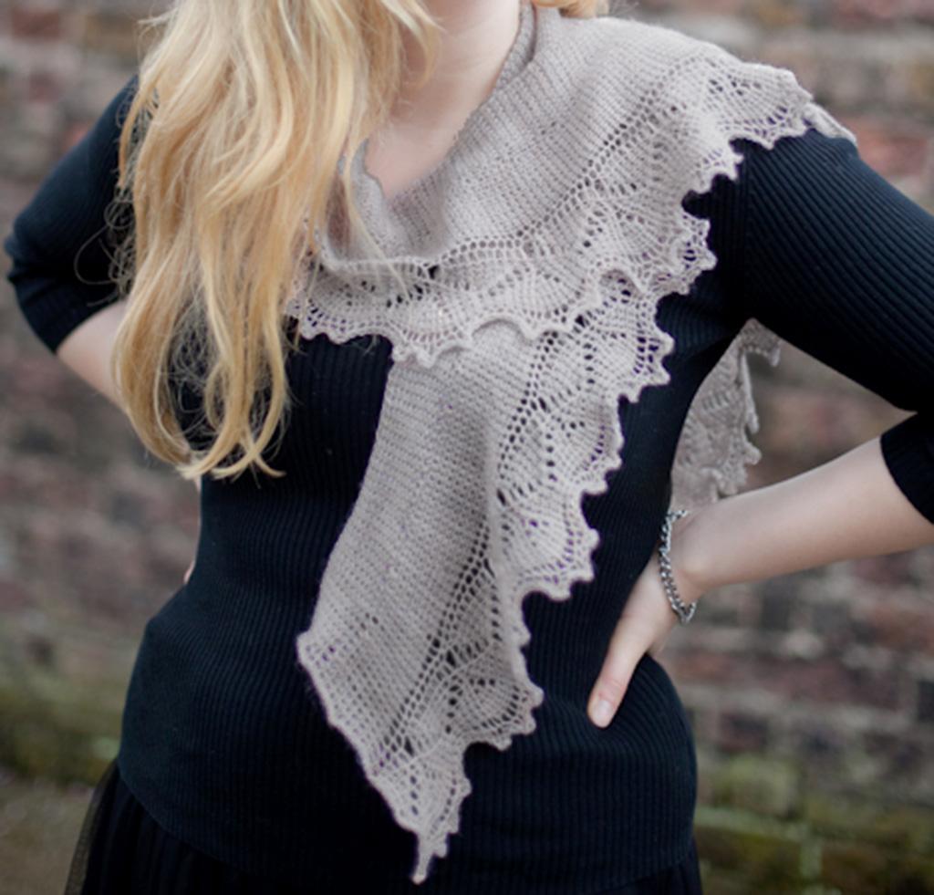 Pax Shawl crochet kit