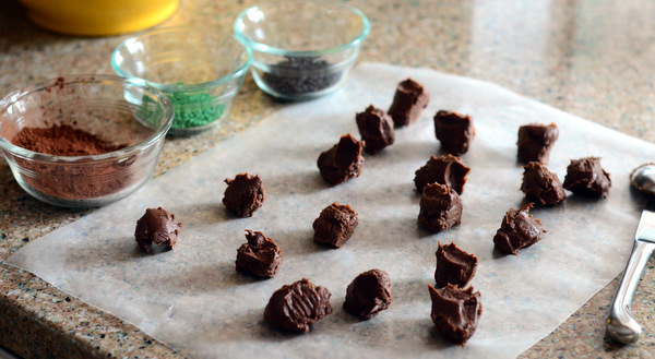 Shaping Ganache into Balls