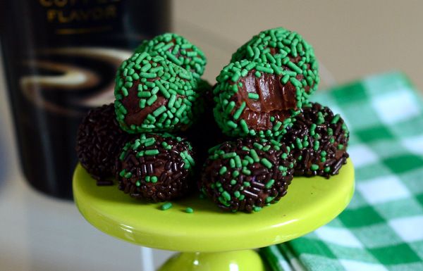 St Patrick's Day Treat: Irish Cream Truffles