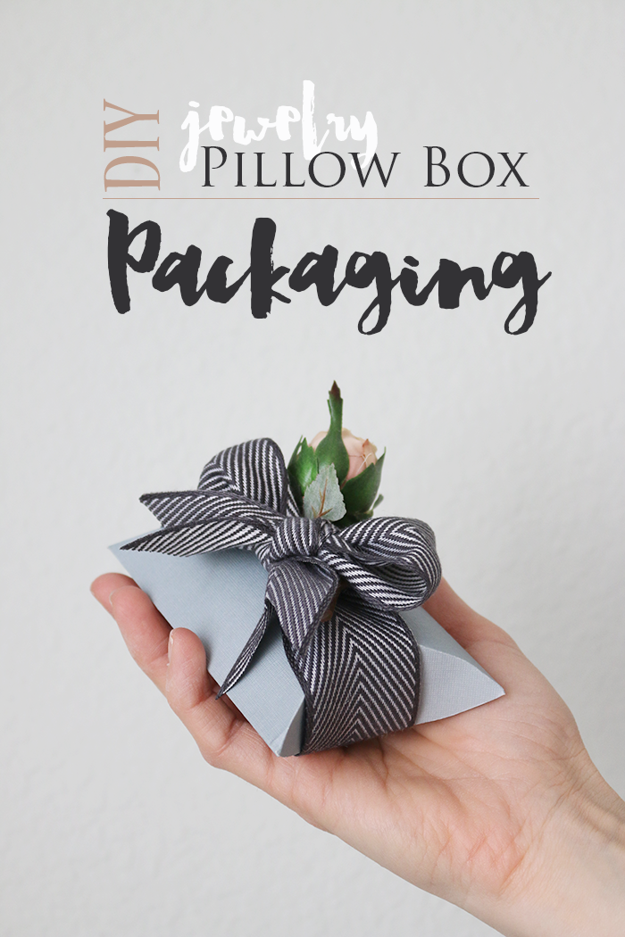 Jewelry-pillow-box-packaging