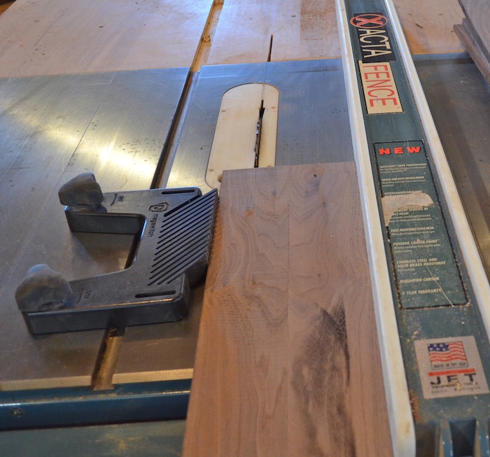 feather board for table saw