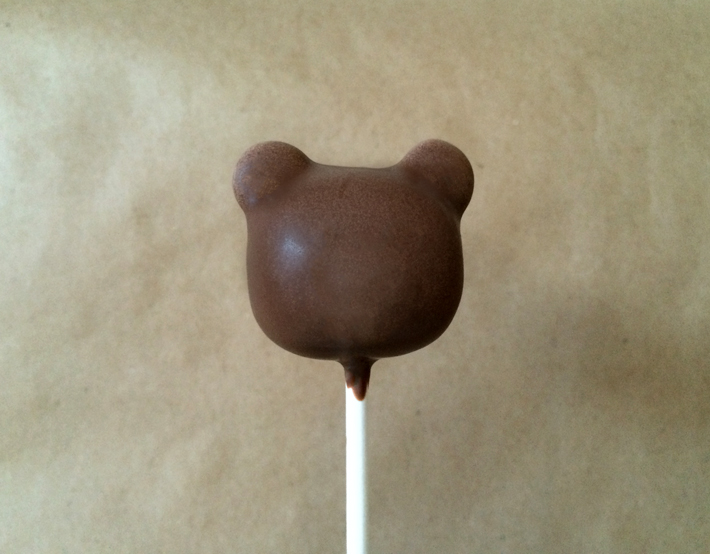 Dip Bear cake pops