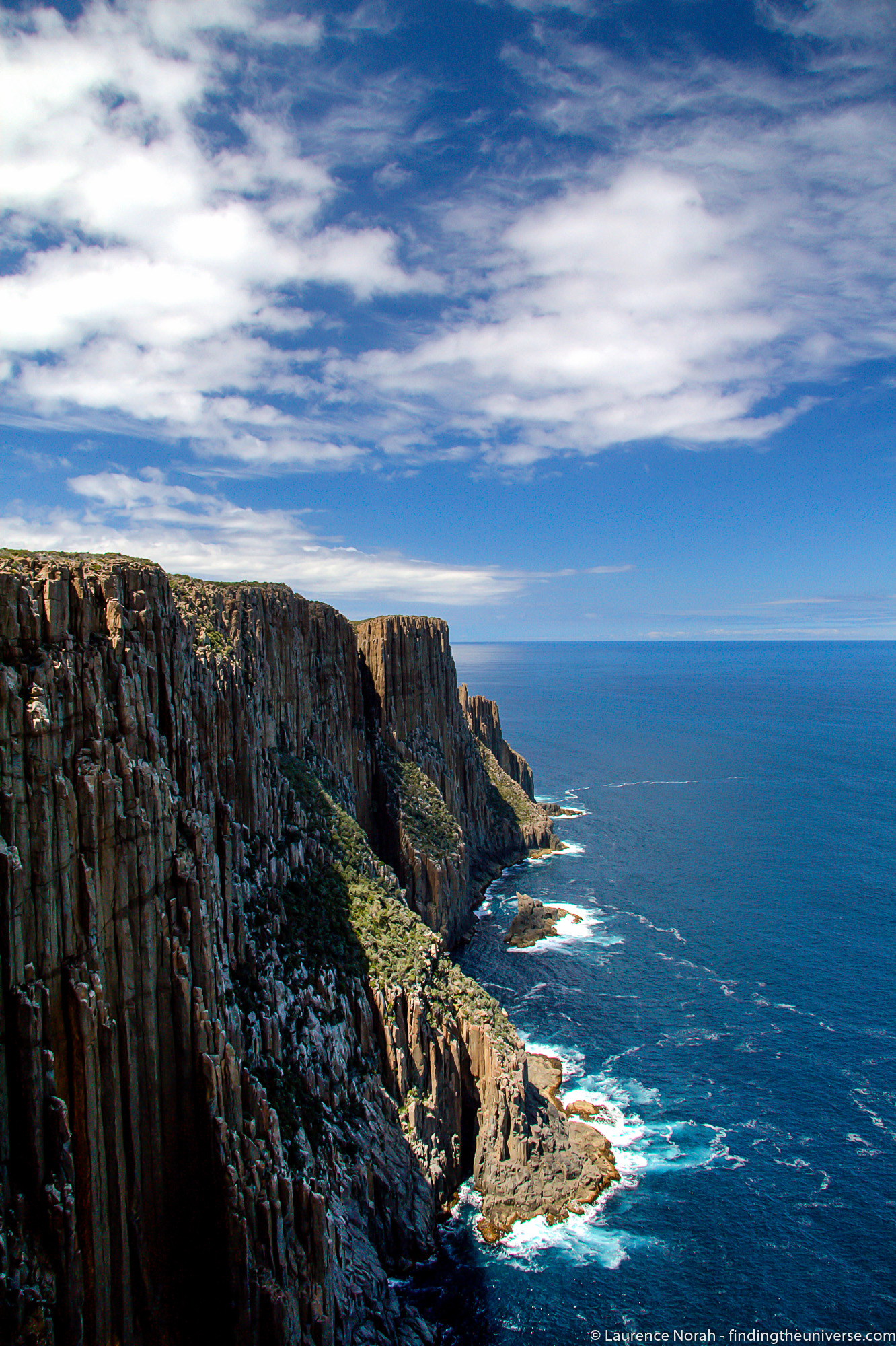 Cliffs of Cape Raoul walk tasmania 2 - scaled