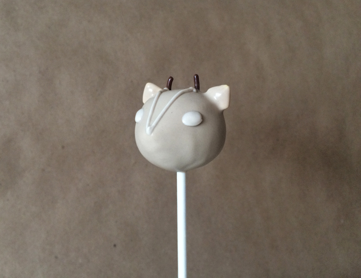 Deer cake pops detail