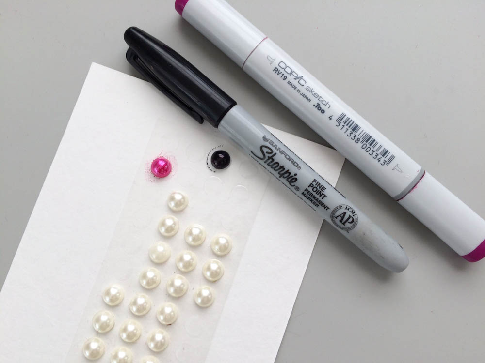 Paper Craft Hacks: customize pearls with markers