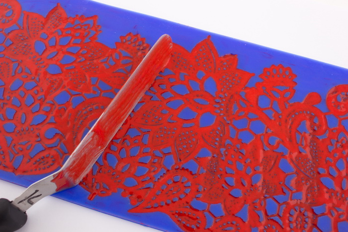 Scraping edible lace
