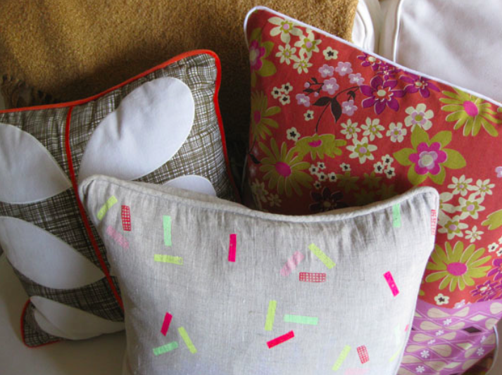 how to sew piping into a pillow