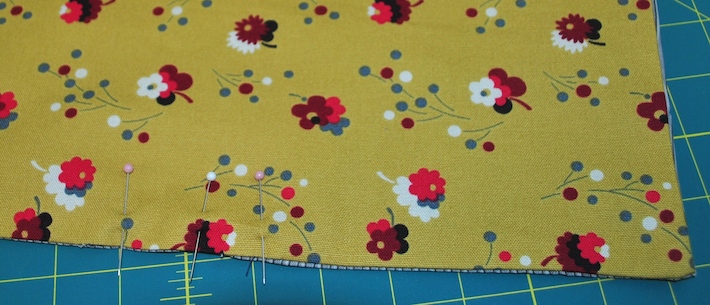 Table Runner 6