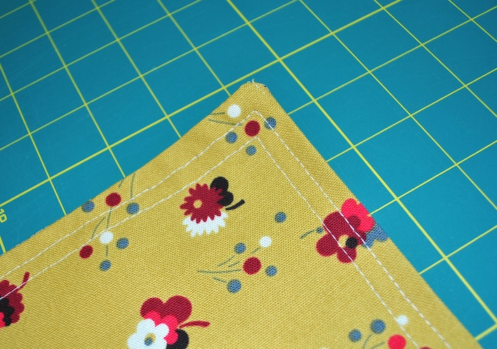 Table Runner 8