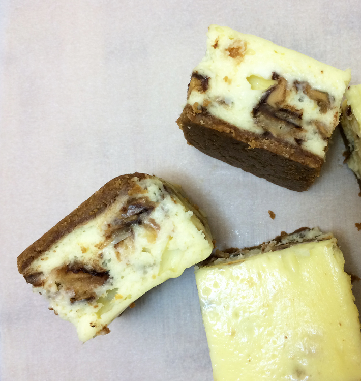 Tagalongs Cheesecake Bars crust