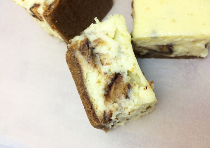 Tagalongs Cheesecake Bars