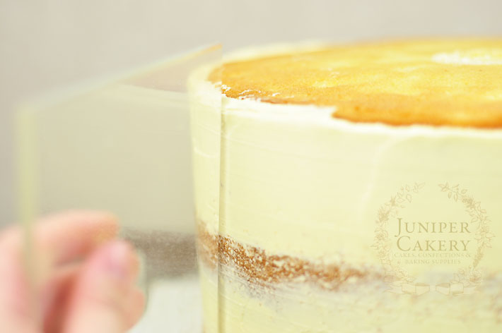 The handy see-through CakeSafe icing scraper helps you see what you've just smoothed!