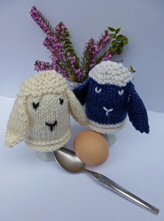 Easter Sheep Egg Cozies knitting pattern