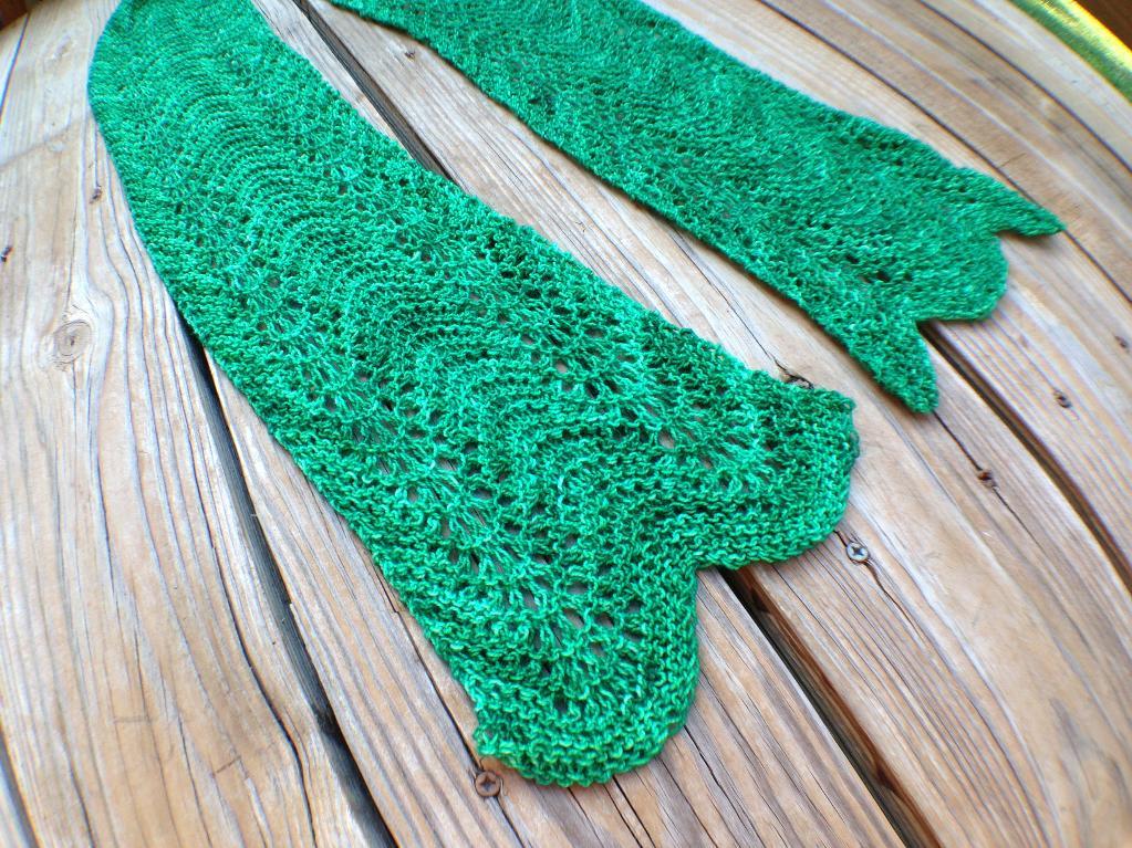 Textured Shale Sock Yarn Scarf knitting pattern