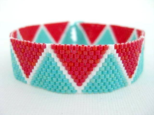 Zig Zag Summer Peyote Bracelet
