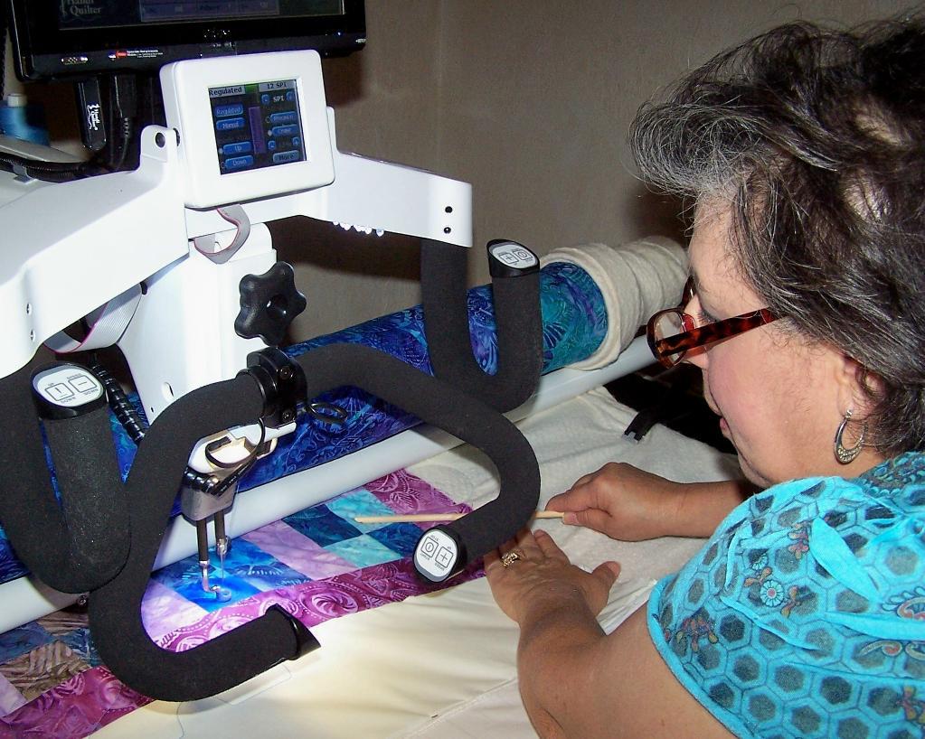 Longarm Quilting on a Quilting Frame