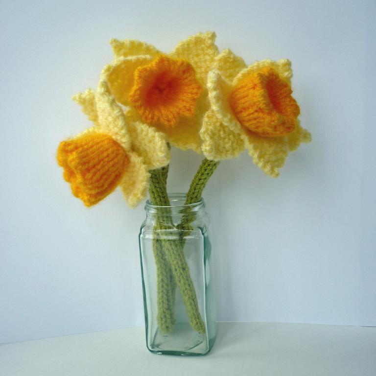 Daffodils knitting pattern