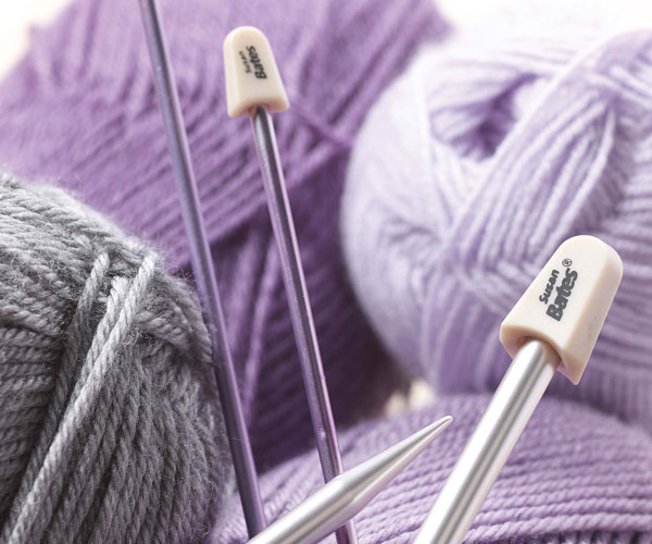 Knitting needles