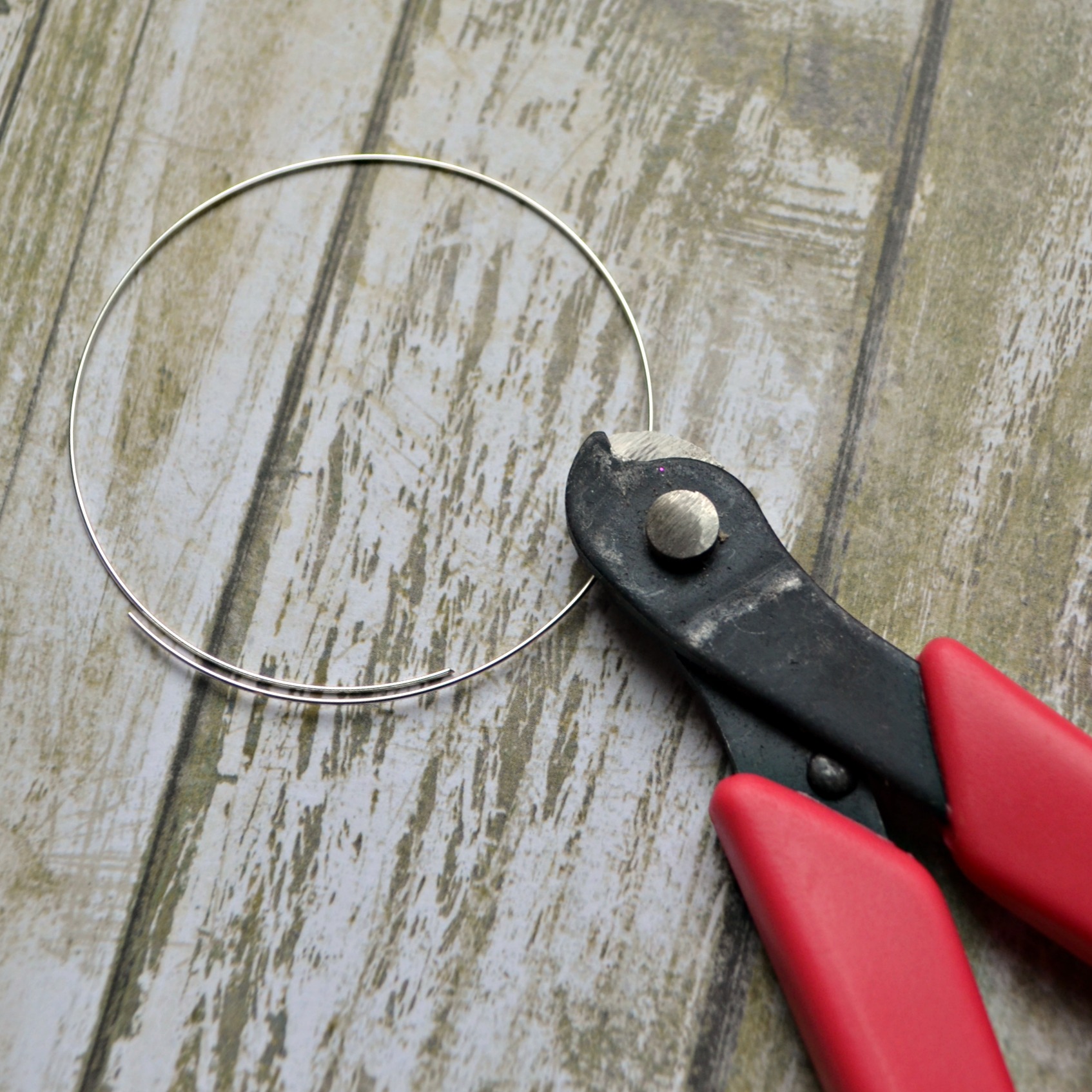 cut memory wire