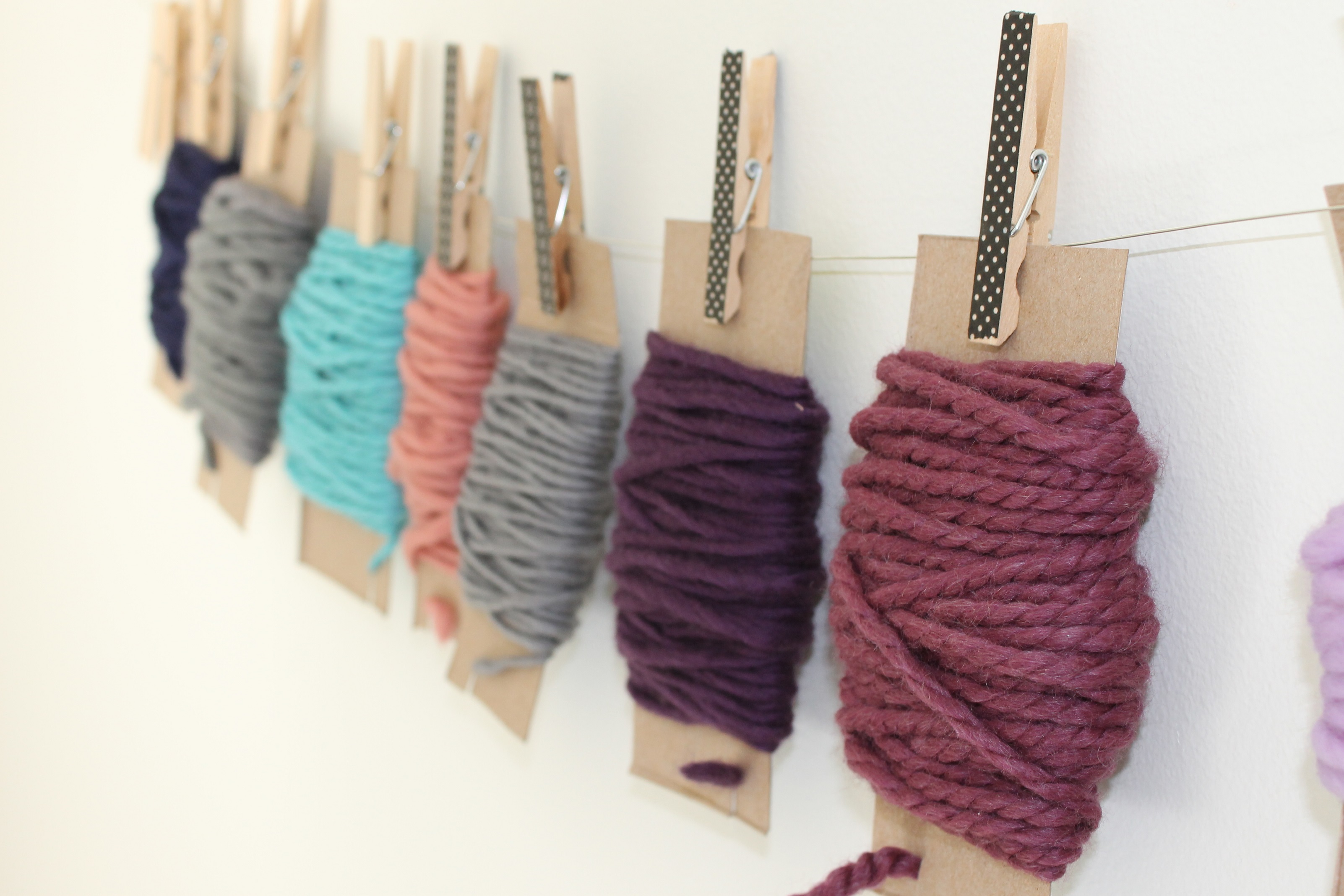 Yarn scrap organizer