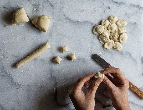 shaping Orecchiette without a pasta machine