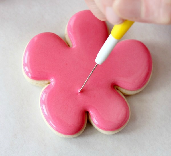 How to Decorate Spring Flower Cookies