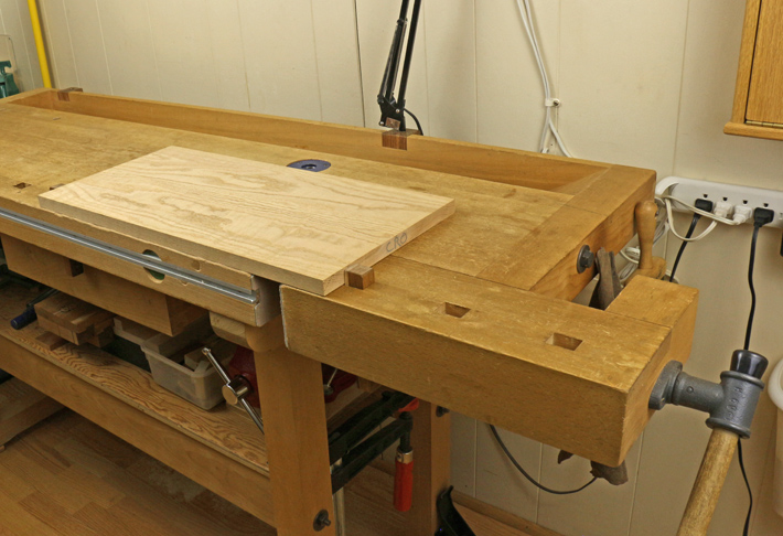 workbench tail vise and bench dogs