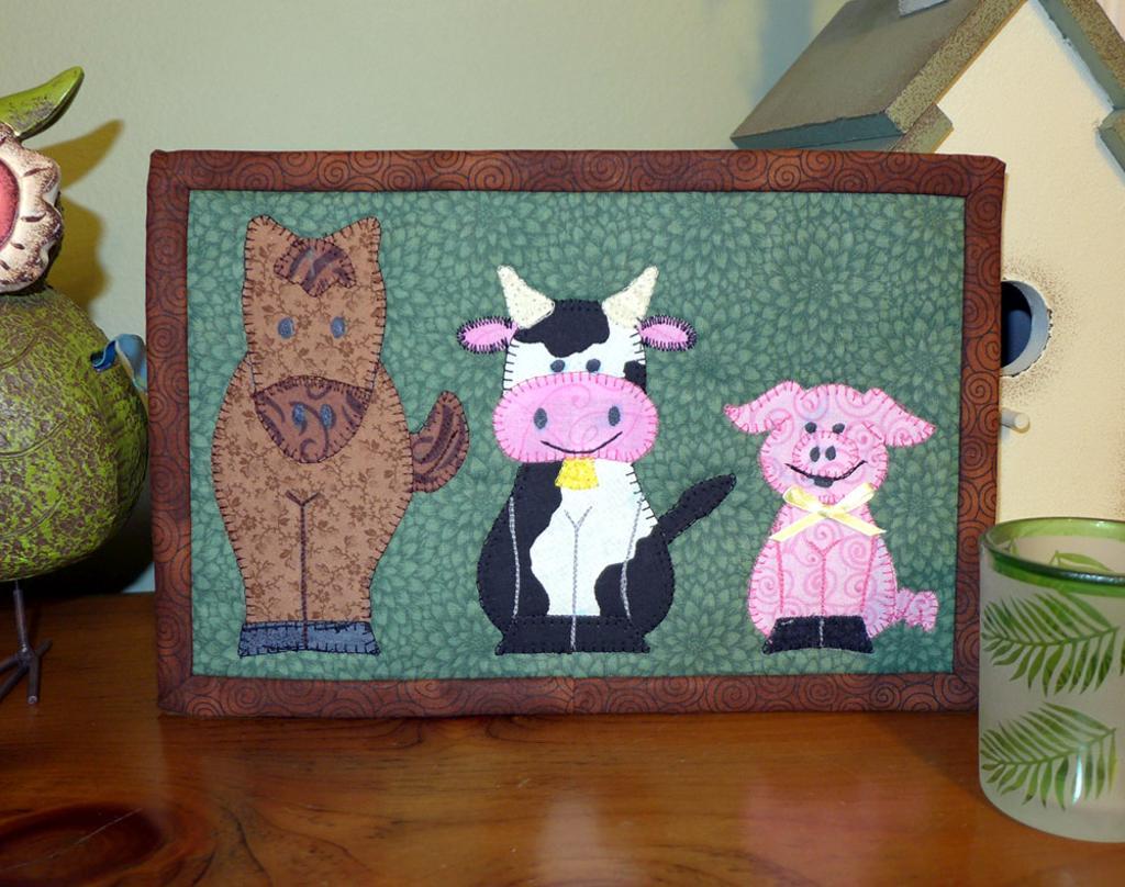 Farm Animals Mug Rug