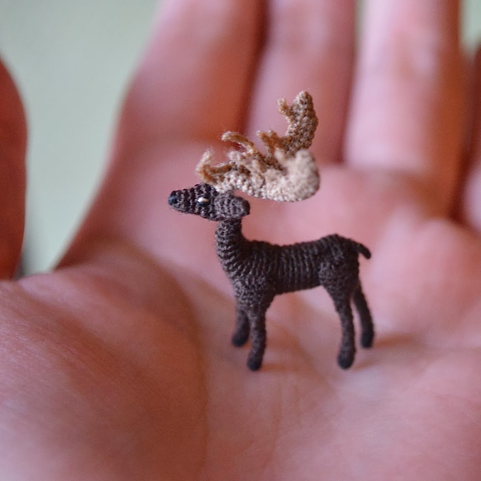 Micro Crochet Stag