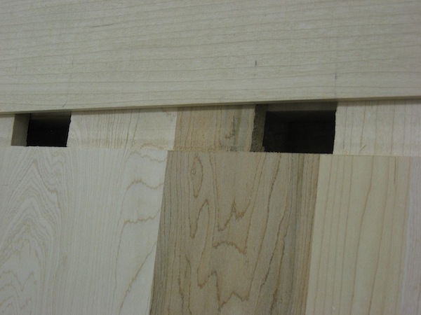 mortise and tenon 