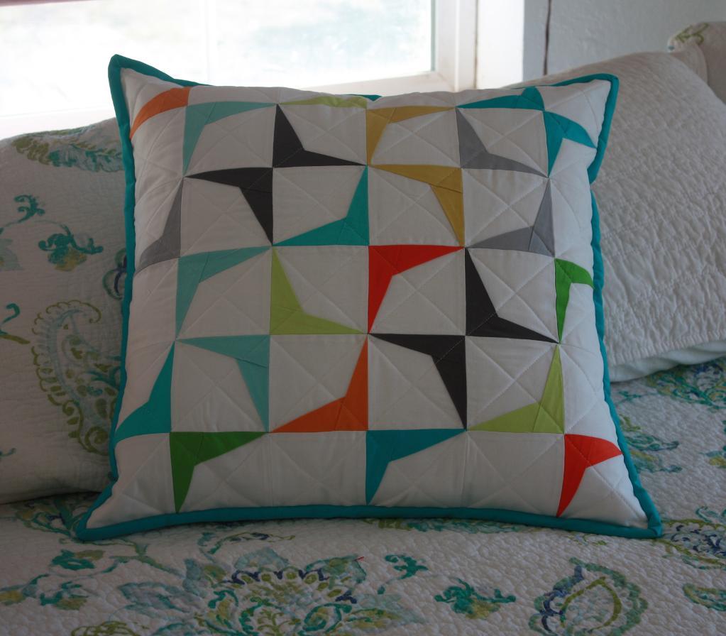 Get this and other free paper piecing patterns on Craftsy!