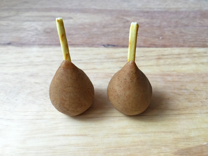 spring showers cakepops raindrop cakepops
