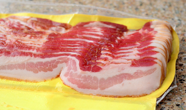 How to Make Bacon in the Oven